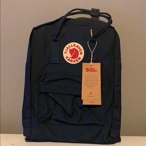 Fjallraven Kanken Classic Backpack Navy Blue